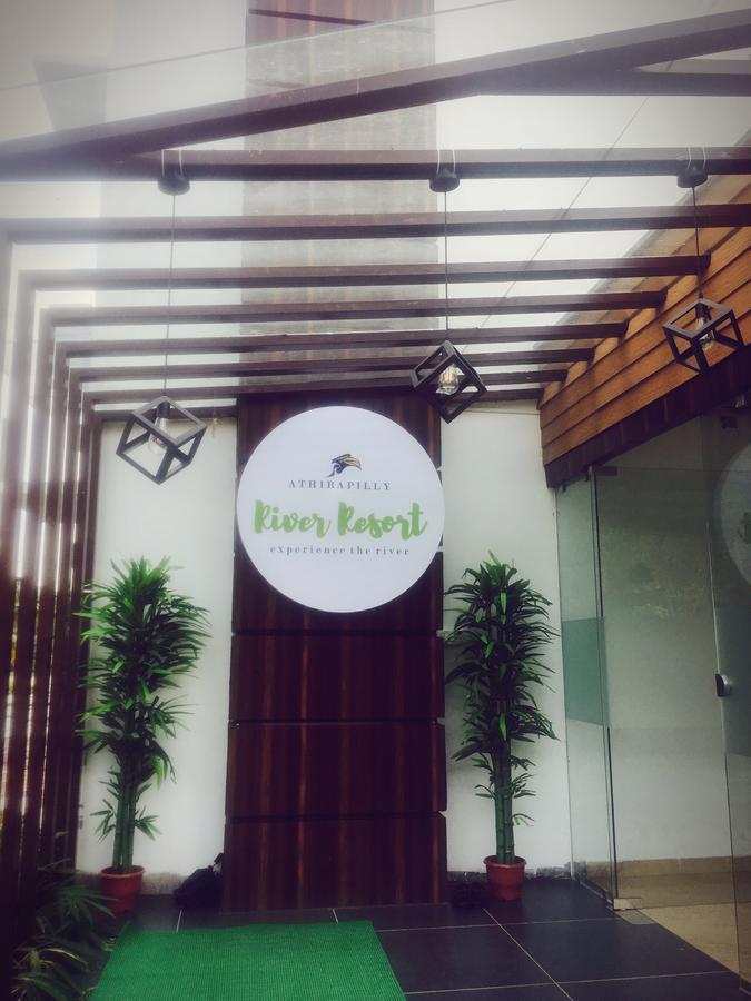 Athirapilly River Resort Athirappilly Buitenkant foto