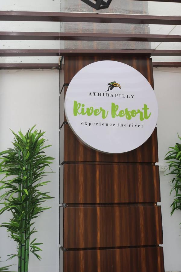Athirapilly River Resort Athirappilly Buitenkant foto